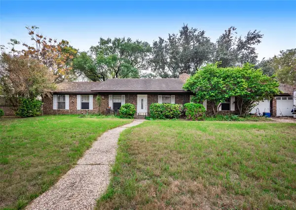 112 Hasler St, Bastrop, TX 78602