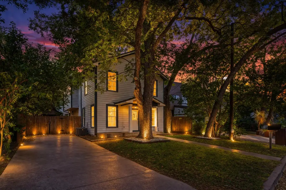 611 W Johanna St, Austin, TX 78704 - #1