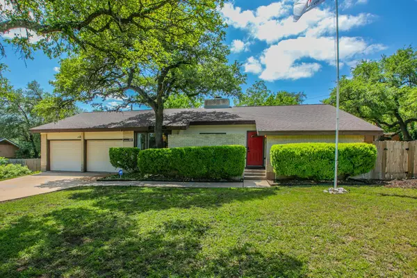 7010 Grove Crest Dr, Austin, TX 78736