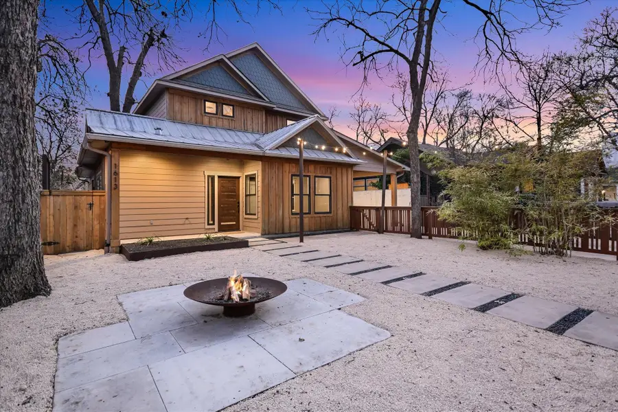 1613 Willow St, Austin, TX 78702 - #2