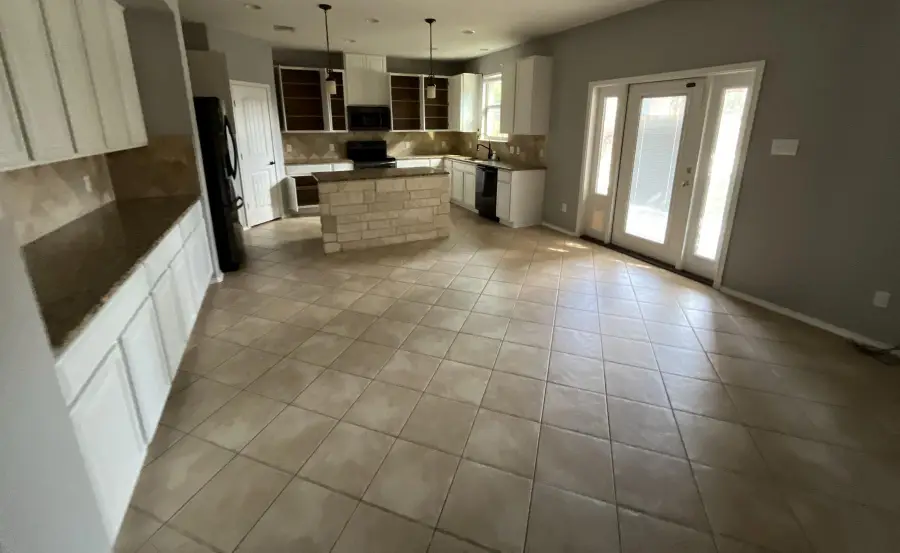 913 Water Hyacinth Loop, Leander, TX 78641 - #3