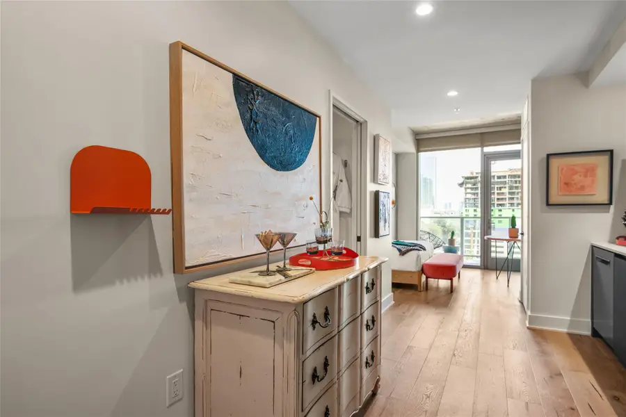 48 East Ave #1102, Austin, TX 78701 - Image #2