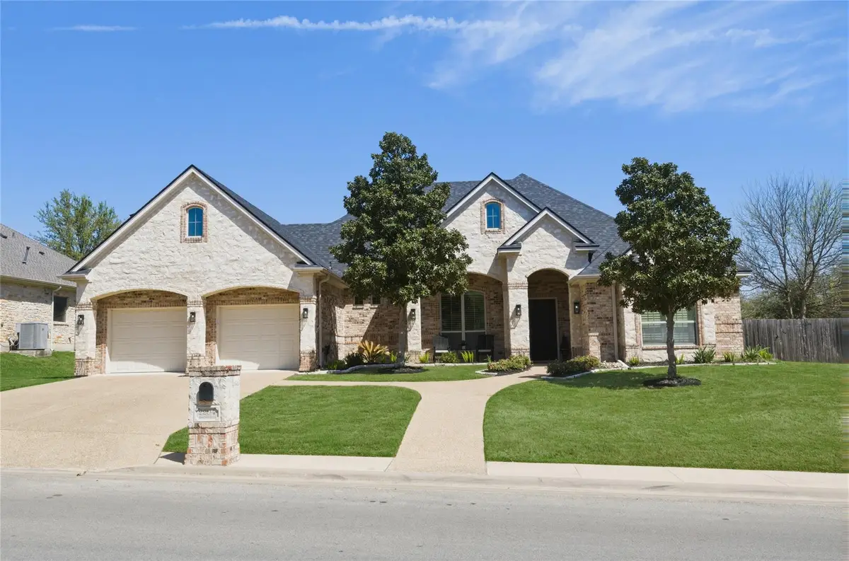 2204 Deerfield Dr, Temple, TX 76502 - #1