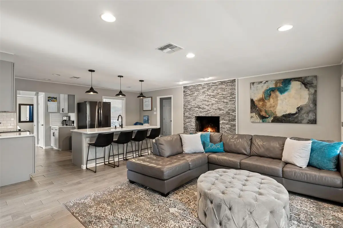 35 Presidio Rd, Wimberley, TX 78676 - #1