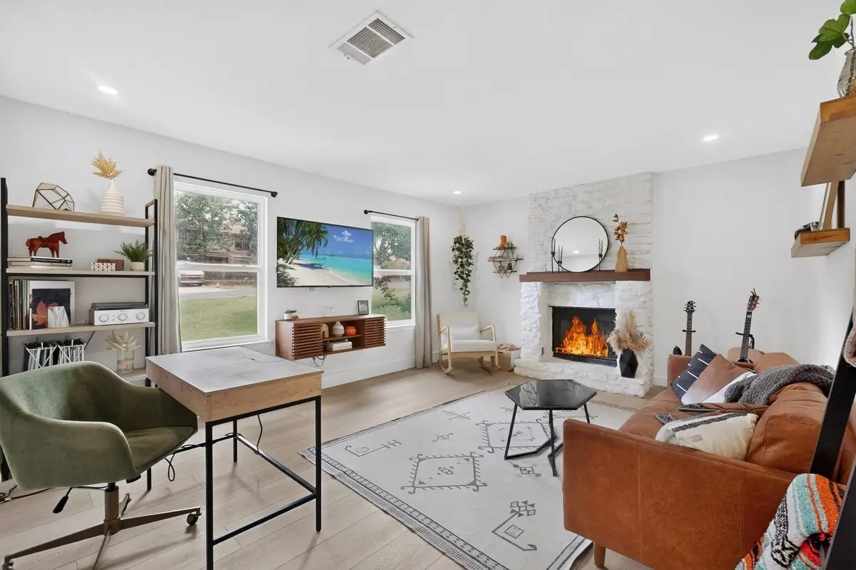 7402 Gaines Mill Ln, Austin, TX 78745 - #1