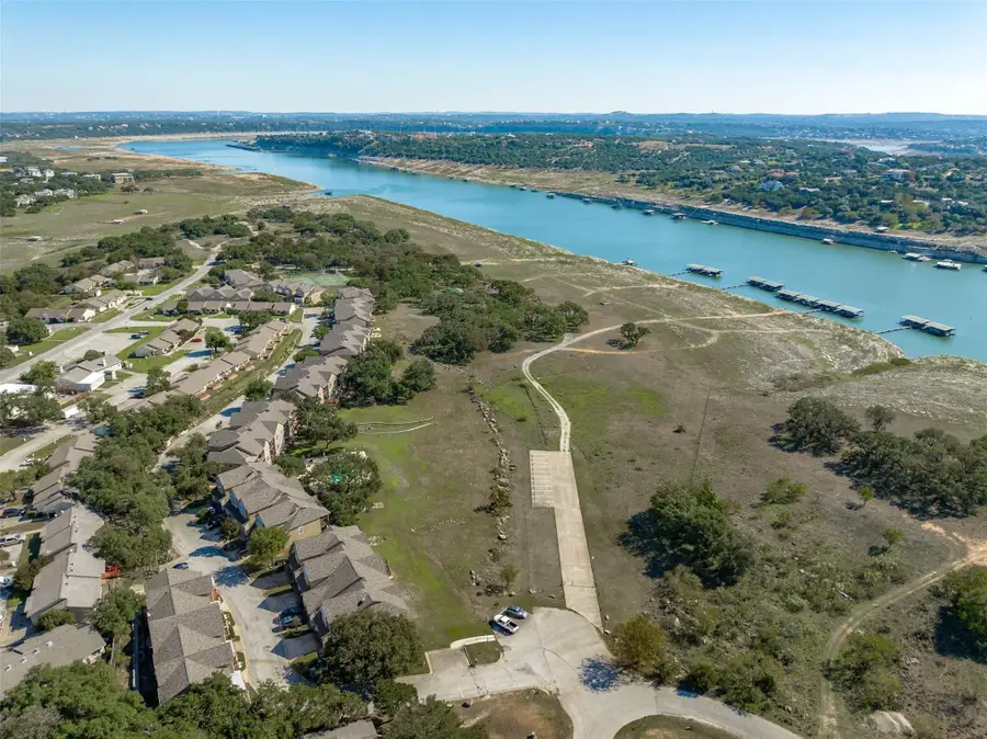 20980 Waterside Dr #40, Lago Vista, TX 78645 - Image #3