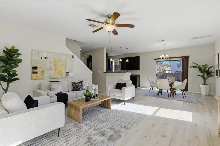 11321 Barns Trl, Austin, TX 78754 - Image #2