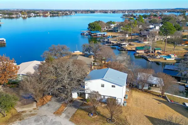 204 Canyon Oaks, Sunrise Beach, TX 78643