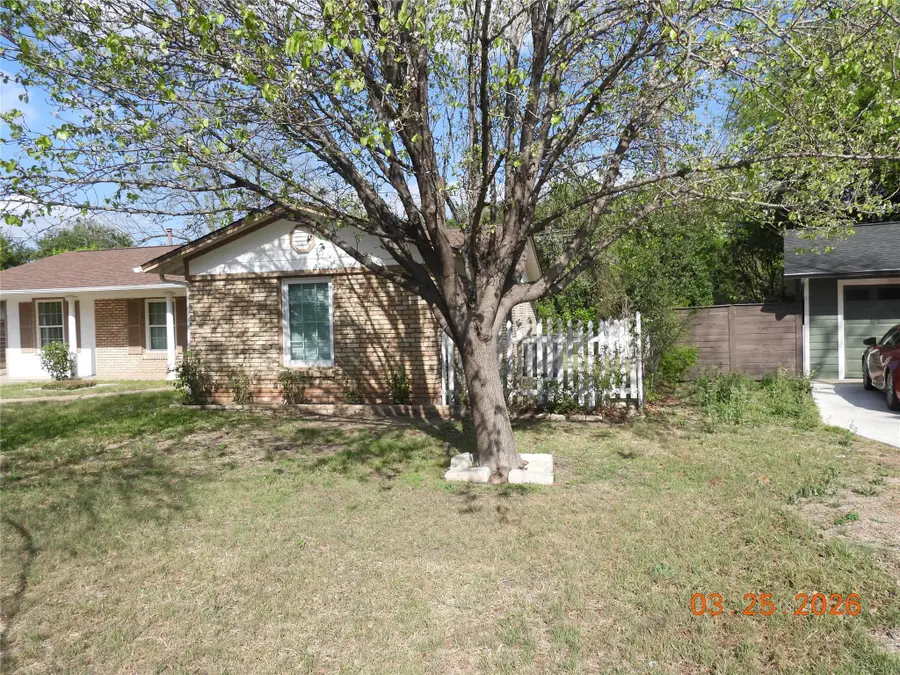 6009 Belfast Dr, Austin, TX 78723 - #2