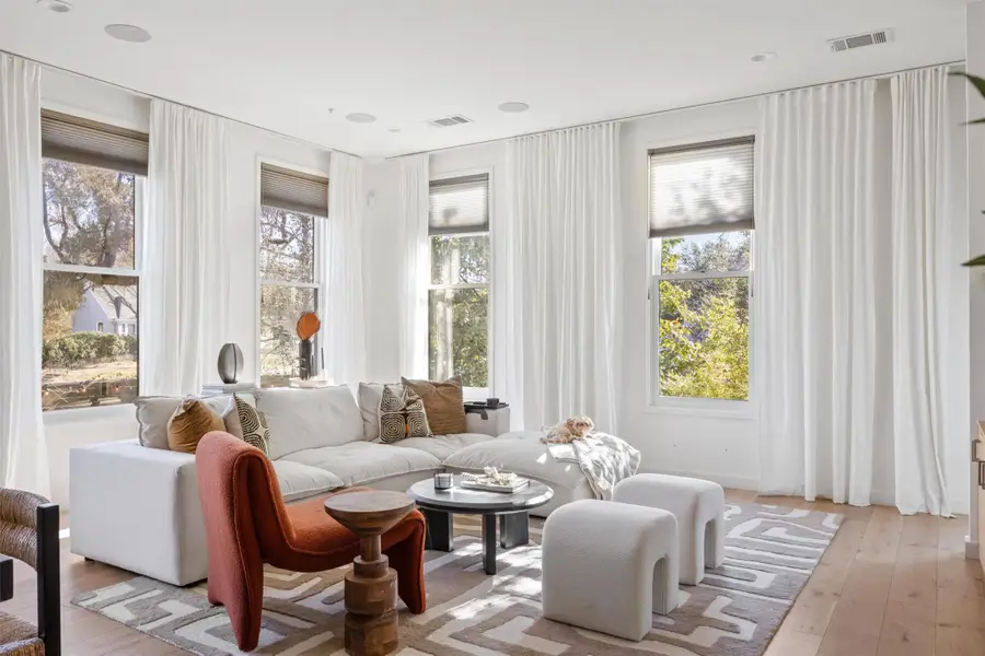 1410 Woodlawn Rd #B, Austin, TX 78703 - #2