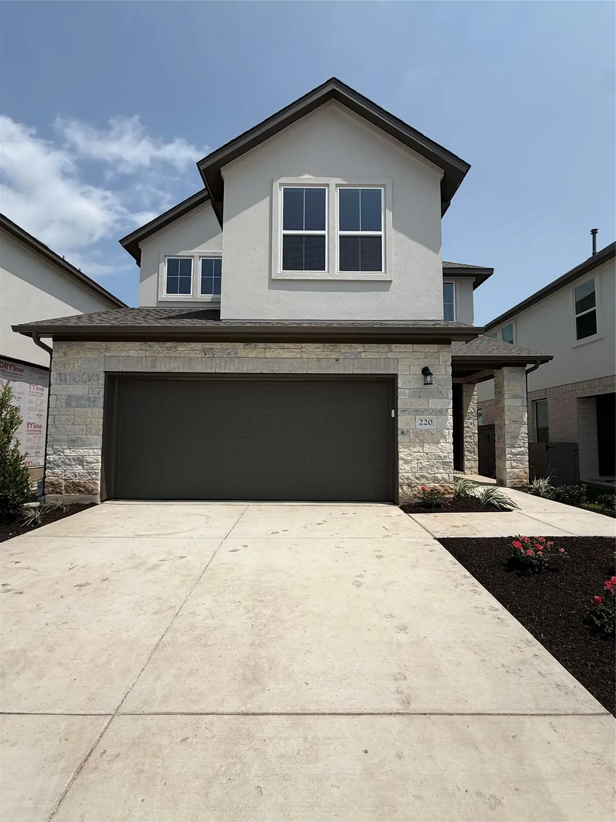 220 Bloomington Loop, Hutto, TX 78634 - #1