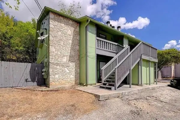 801 Bracewood Cir, San Marcos, TX 78666