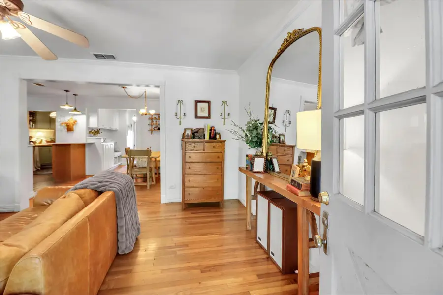1022 W Martin Luther King Dr #D, San Marcos, TX 78666 - #2