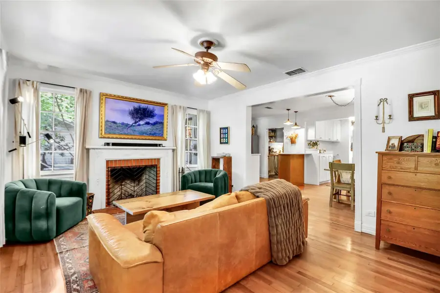 1022 W Martin Luther King Dr #D, San Marcos, TX 78666 - #3