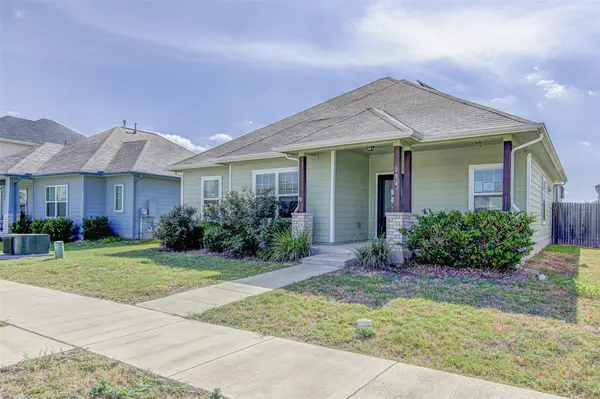 204 Oldbridge Dr, Hutto, TX 78634