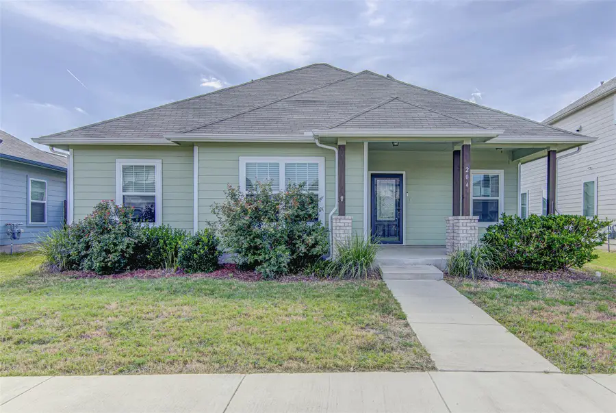 204 Oldbridge Dr, Hutto, TX 78634 - #2