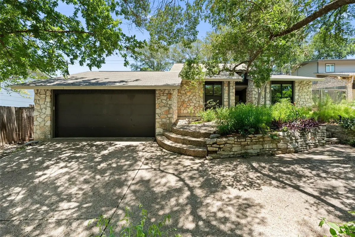 1702 Deerfield Dr, Austin, TX 78741 - #1