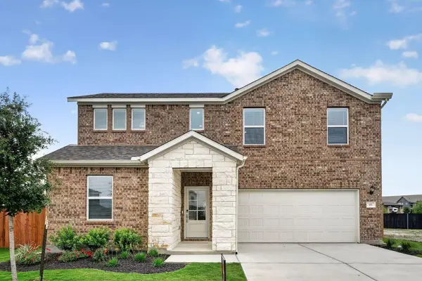 95 Flowers Ave, Hutto, TX 78634