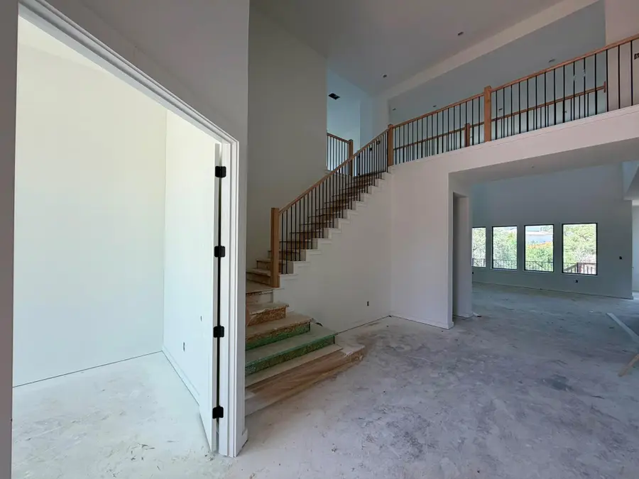1325 White Daisy Ln, Georgetown, TX 78628 - #2