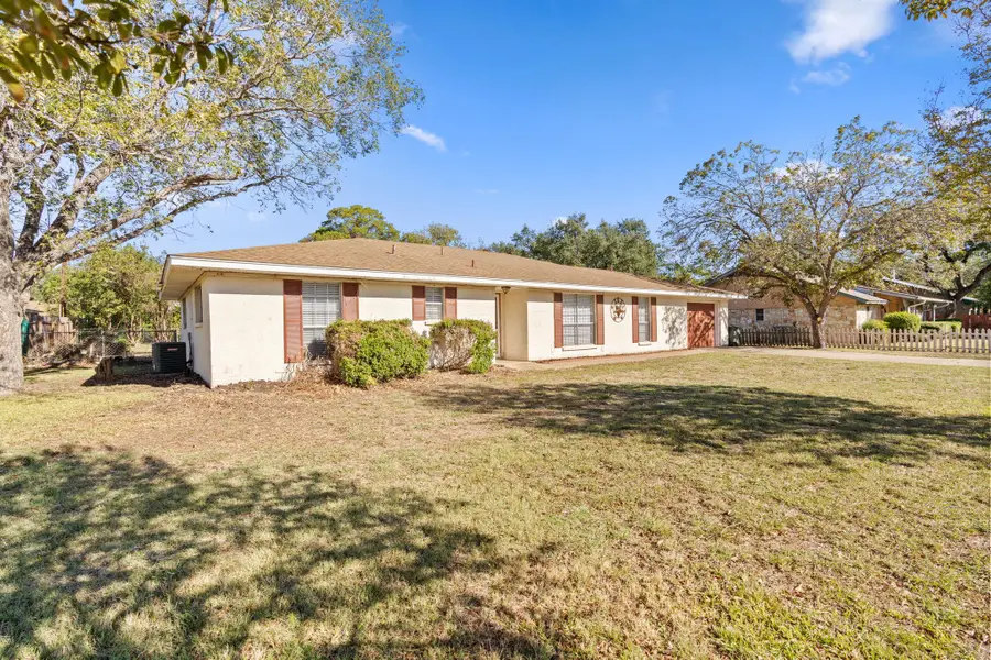 418 Hernandos Loop, Leander, TX 78641 - Image #2