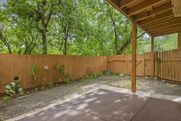 6405 Chimney Creek Cir #B, Austin, TX 78723