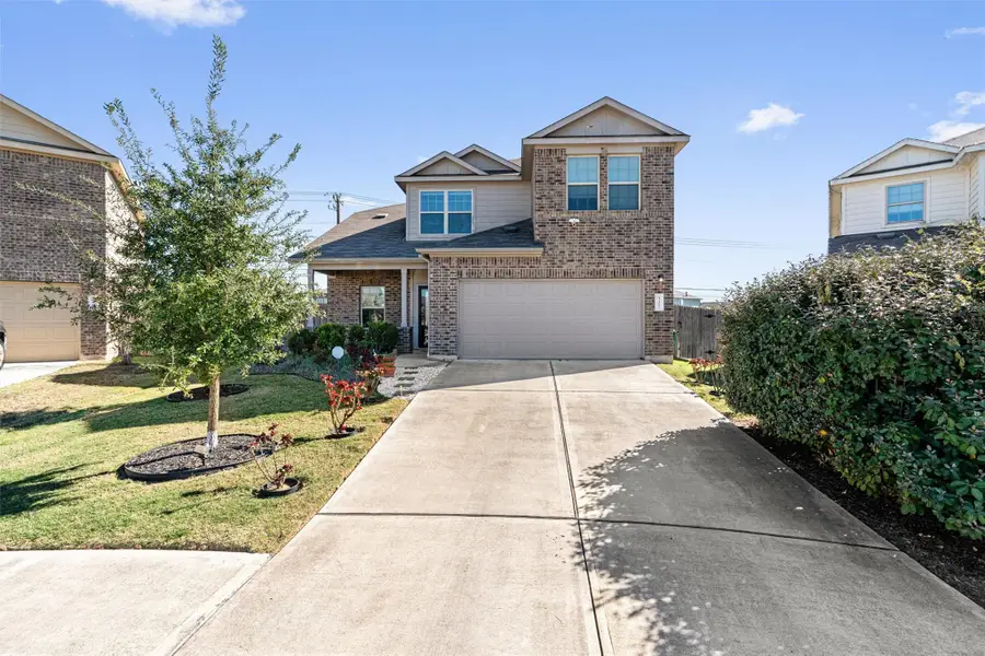 327 Andesite Trl, Buda, TX 78610 - Image #2
