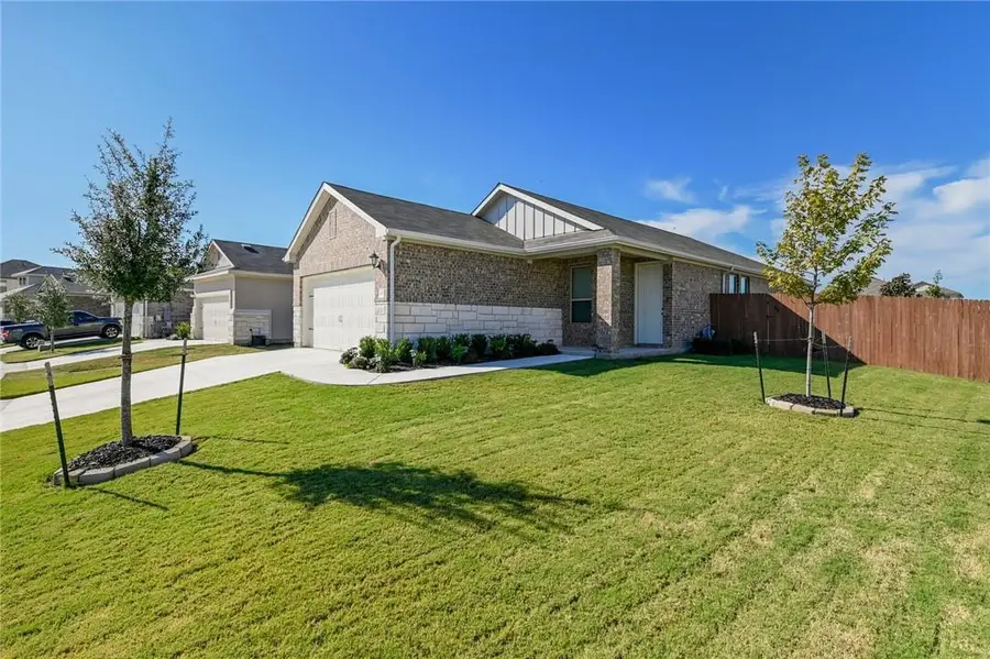 125 Otella St, Georgetown, TX 78628 - #2