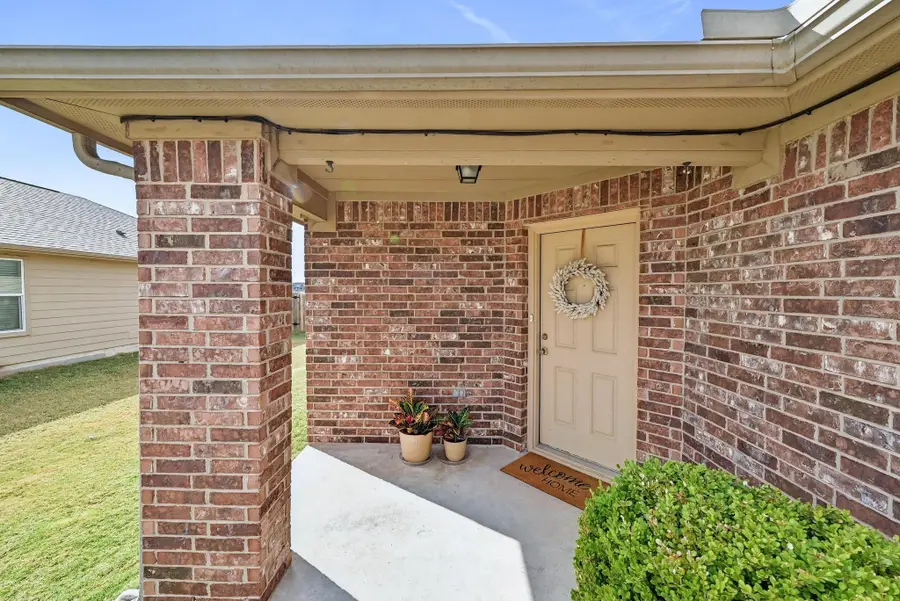 245 Voss, Kyle, TX 78640 - Image #3