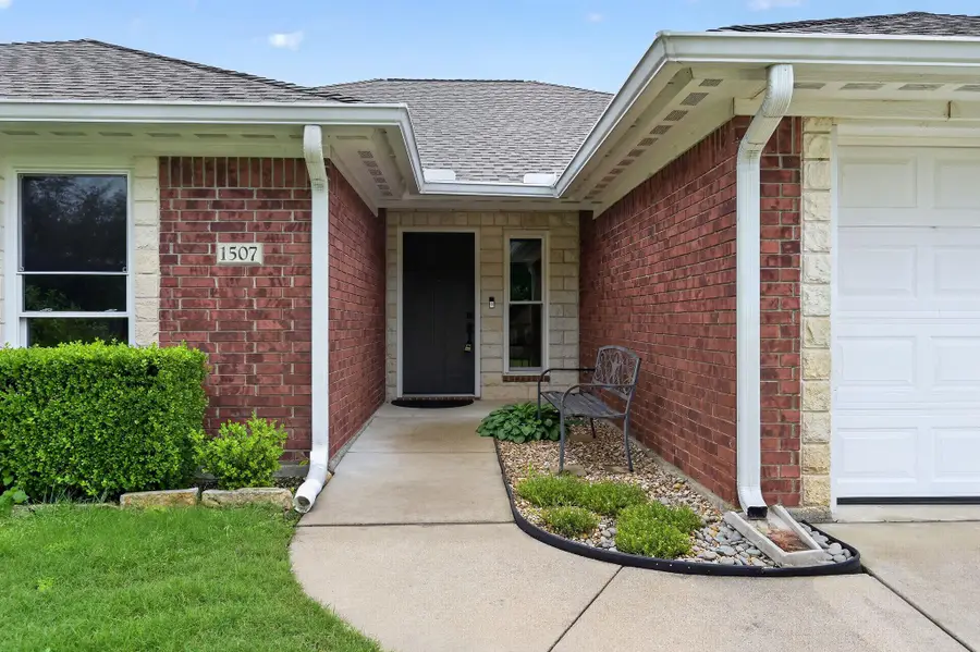 1507 E Johnson St, Burnet, TX 78611 - #3