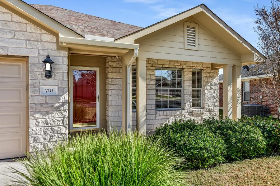 710 Ranier Ln, Round Rock, TX 78665 - Image #2