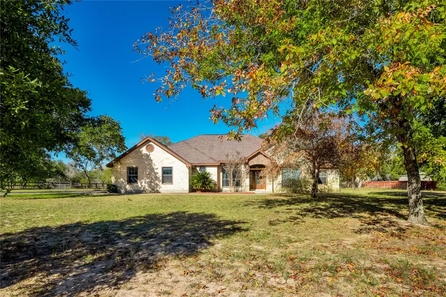 455 Rose Blossom Loop, La Vernia, TX 78121 - Image #2
