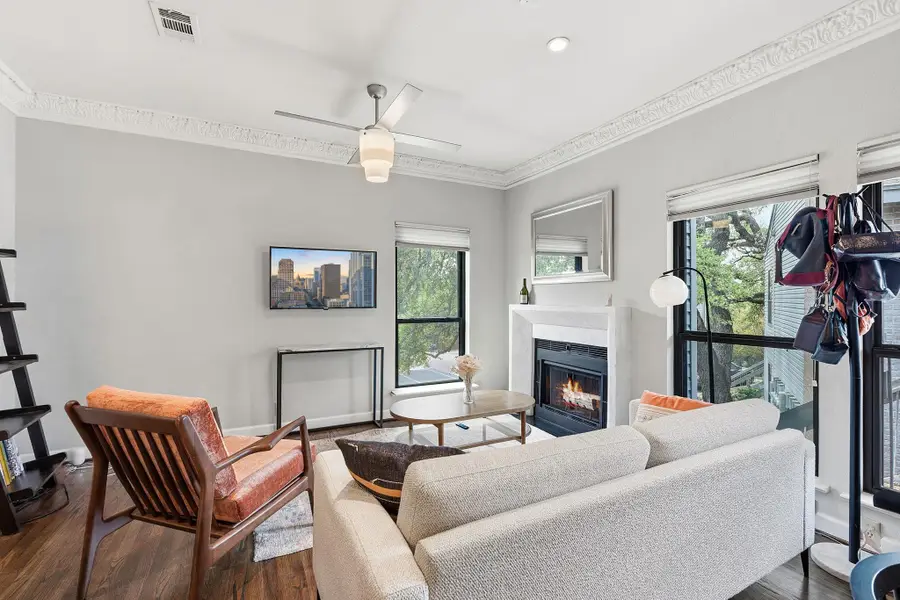 802 S 1st St #202, Austin, TX 78704 - #2