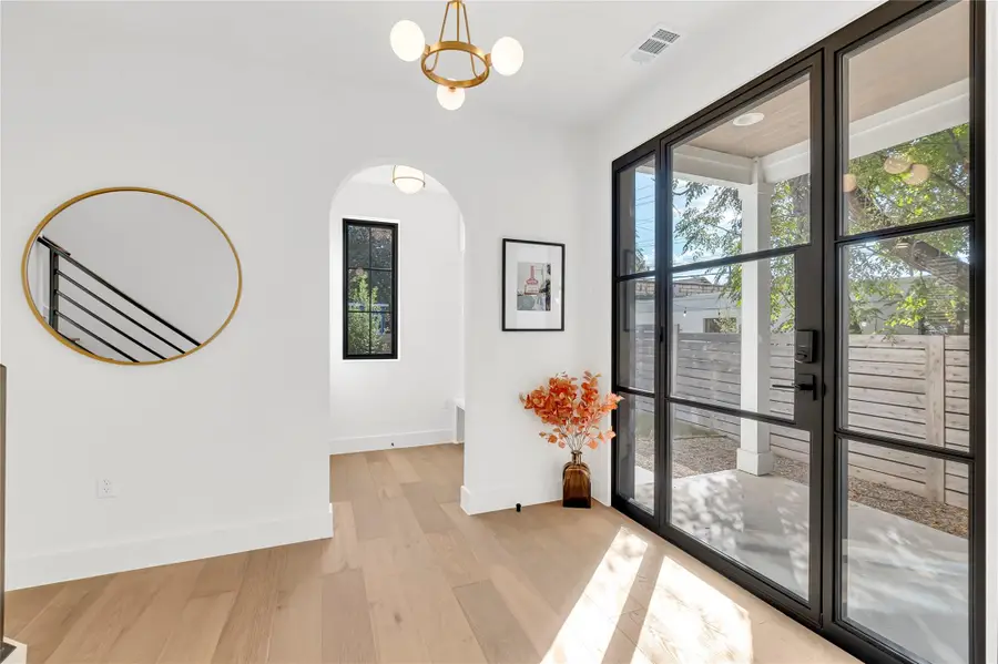 1902 Tillotson Ave, Austin, TX 78702 - Image #3