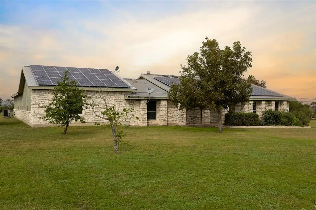 1957 County Road 107, Hutto, TX 78634 - Image #1