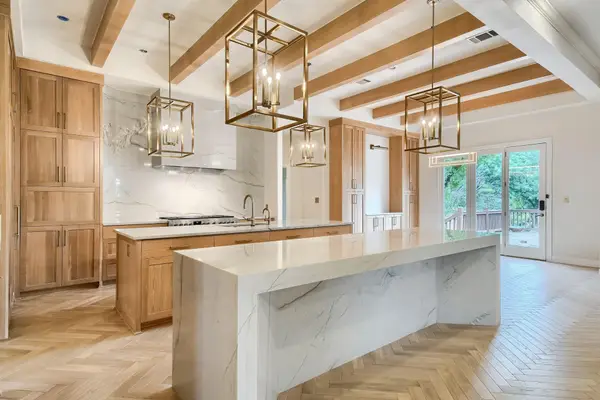 2906 Mill Reef Cv, Austin, TX 78746