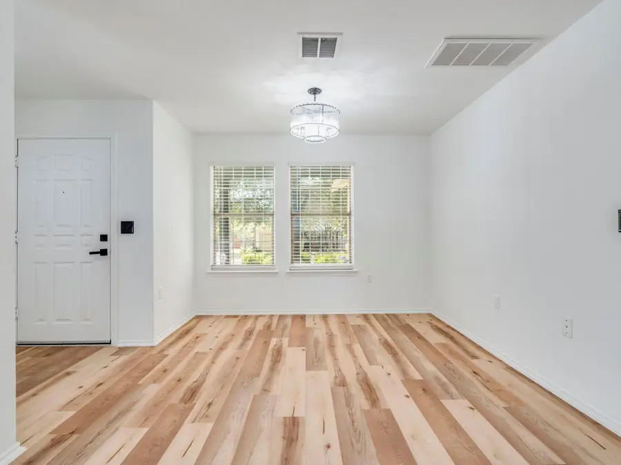 4504 Lyra Cir, Austin, TX 78744 - #3