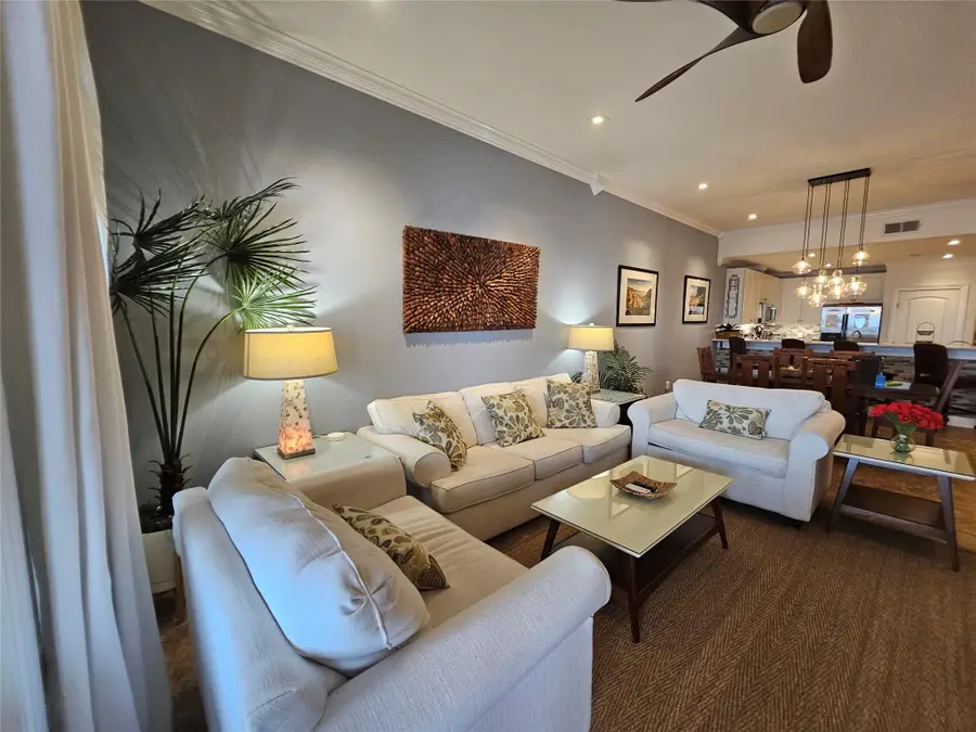 1001 The Cape Rd #32, Horseshoe Bay, TX 78657 - Image #2