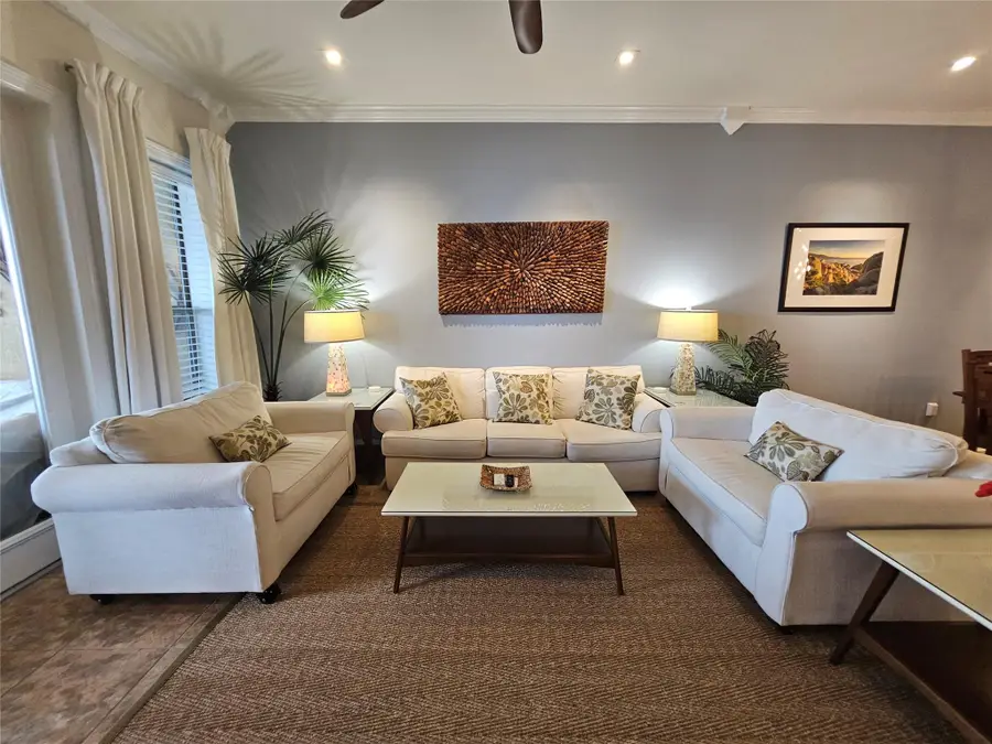 1001 The Cape Rd #32, Horseshoe Bay, TX 78657 - Image #3