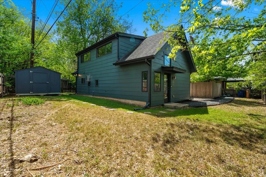 1808 Forest Hill Dr, Austin, TX 78745 - #2