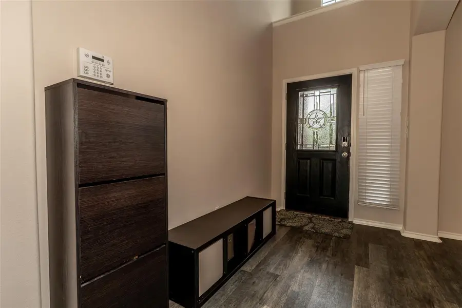 318 Hyltin St, Hutto, TX 78634 - #3