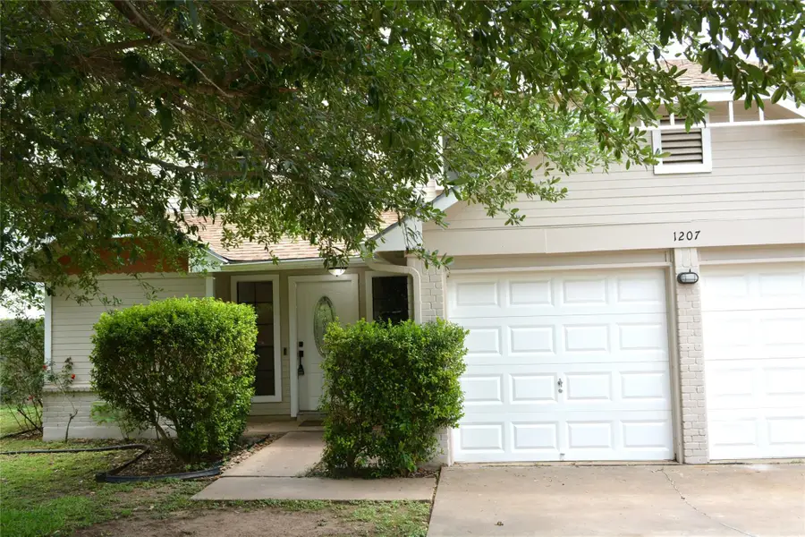 1207 Crupp Ct, Austin, TX 78753 - Image #2