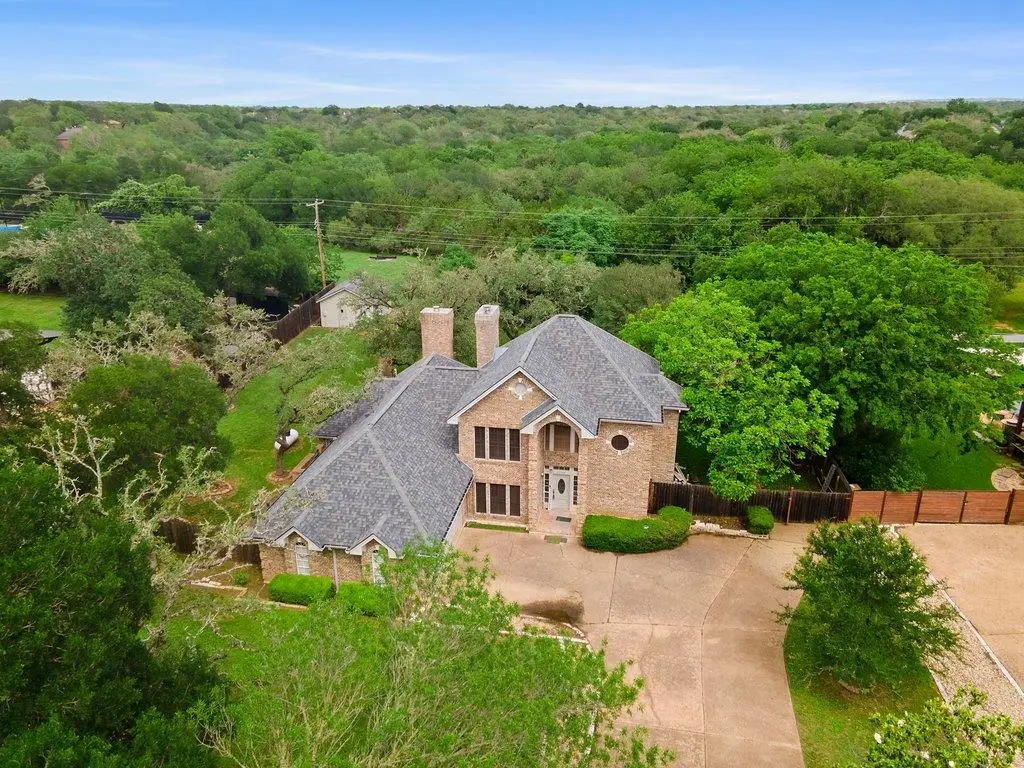 11115 Shady Hollow Dr, Austin, TX 78748 - #1