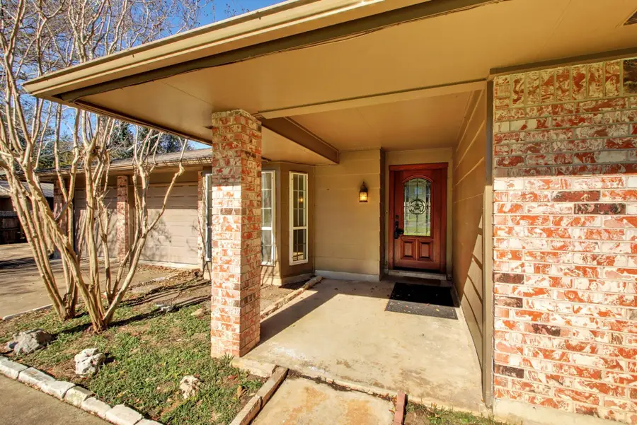 2306 Forest Bend Dr, Austin, TX 78704 - #2