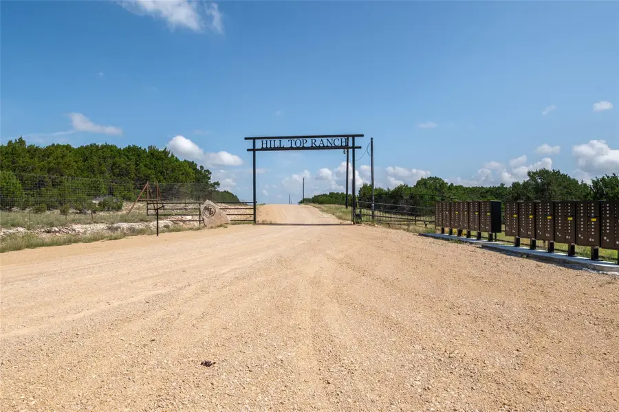140 Longview Ln, San Saba, TX 76877 - #3