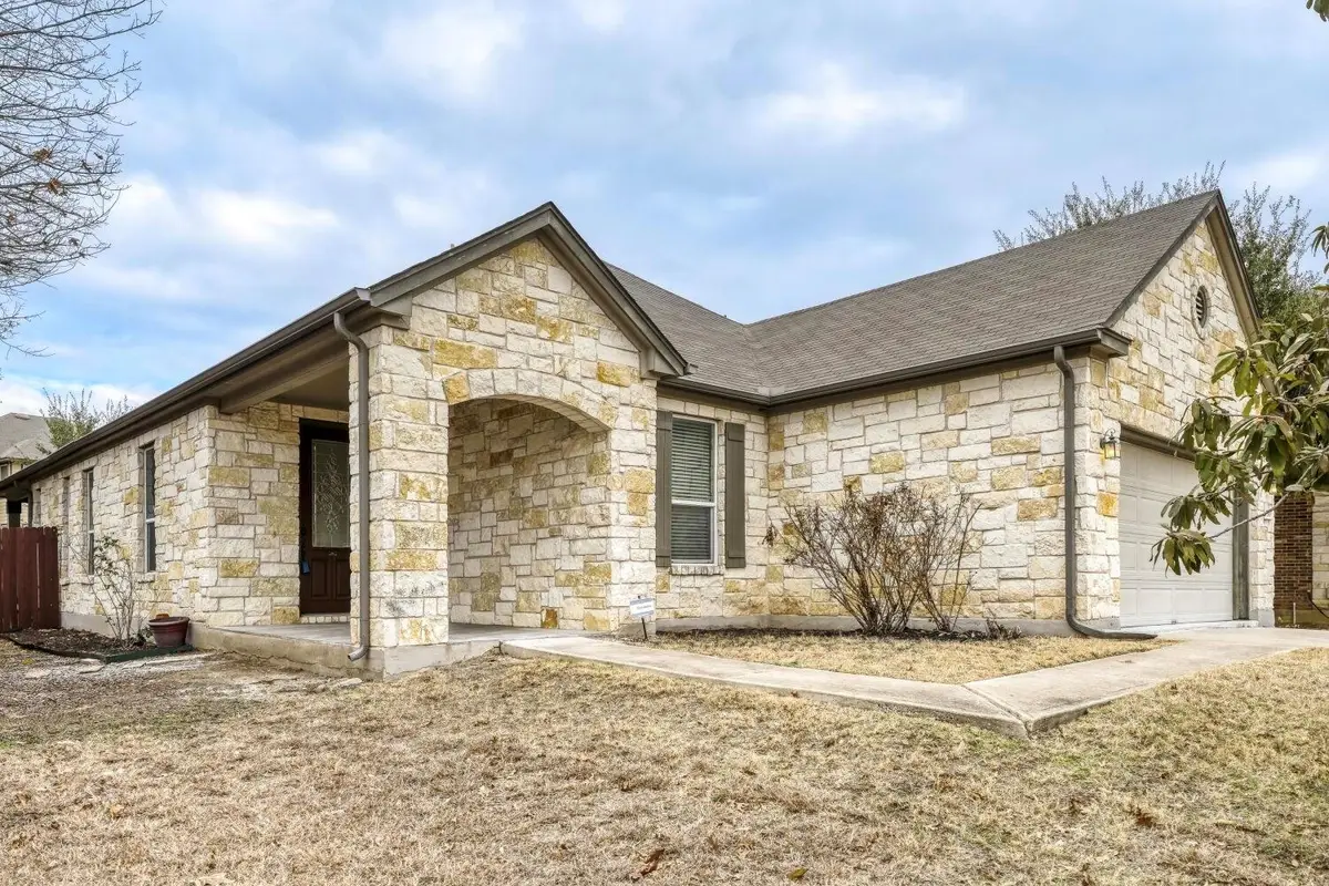 1100 Hyde Park Dr, Round Rock, TX 78665 - Image #1