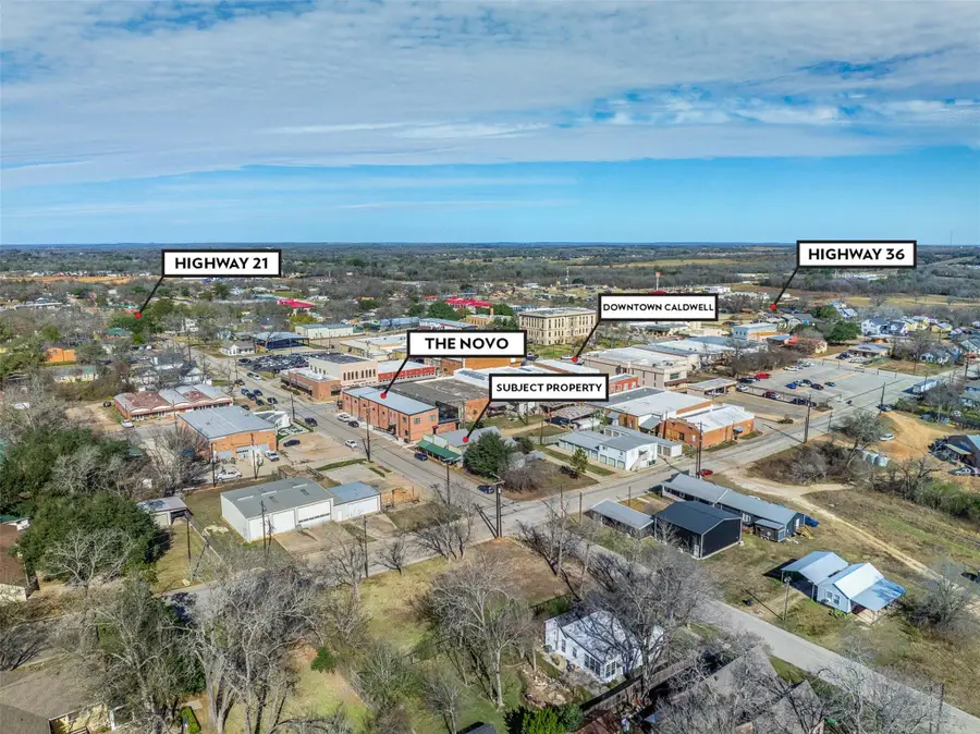 207 S Hill St, Caldwell, TX 77836 - #2