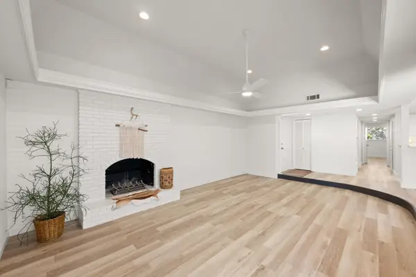 3204 Maywood Ave #B, Austin, TX 78703
