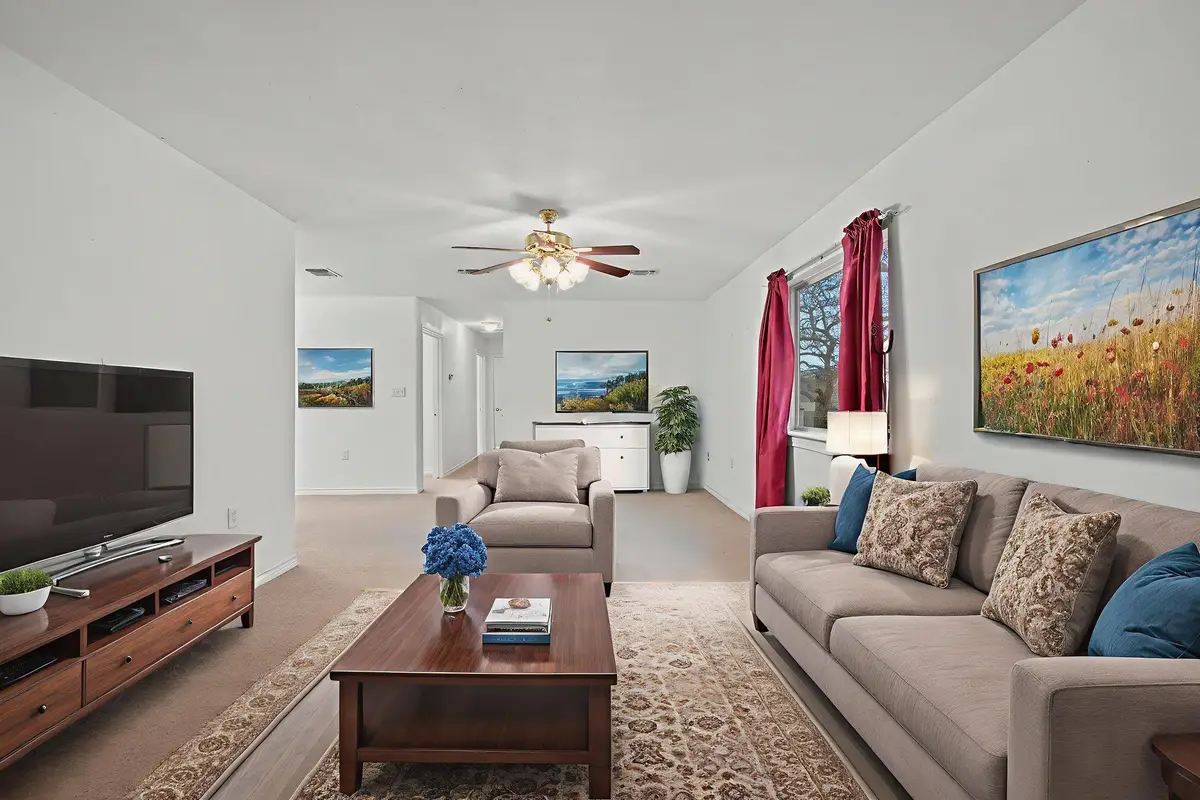 1720 Greenwood Ln, Kingsland, TX 78639 - #1