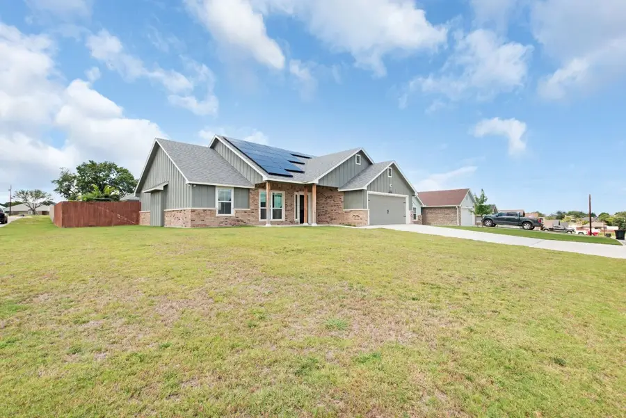 1123 Limestone Dr, Lampasas, TX 76550 - Image #3