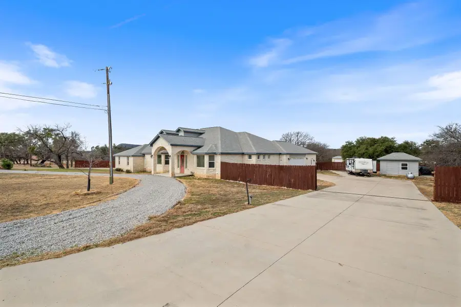 625 Skyline Dr, Kingsland, TX 78639 - #3